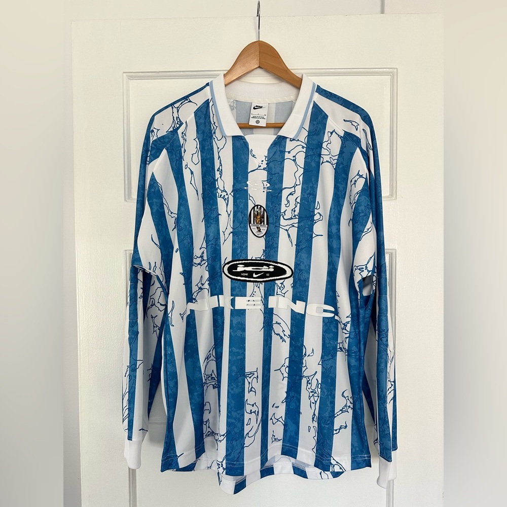 Nike long sleeved jersey - S